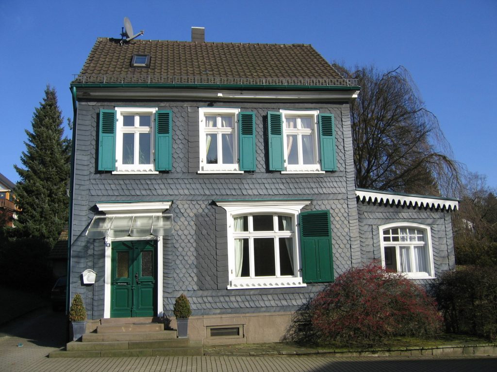 We buy any house
